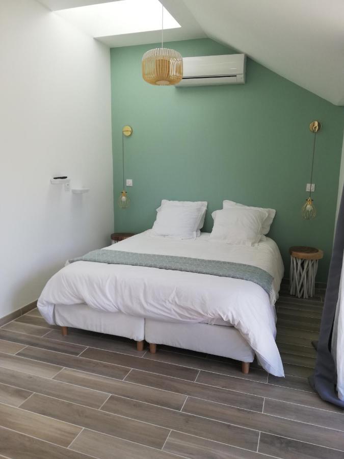 Moya, Dependance Privee Piscine & Spa