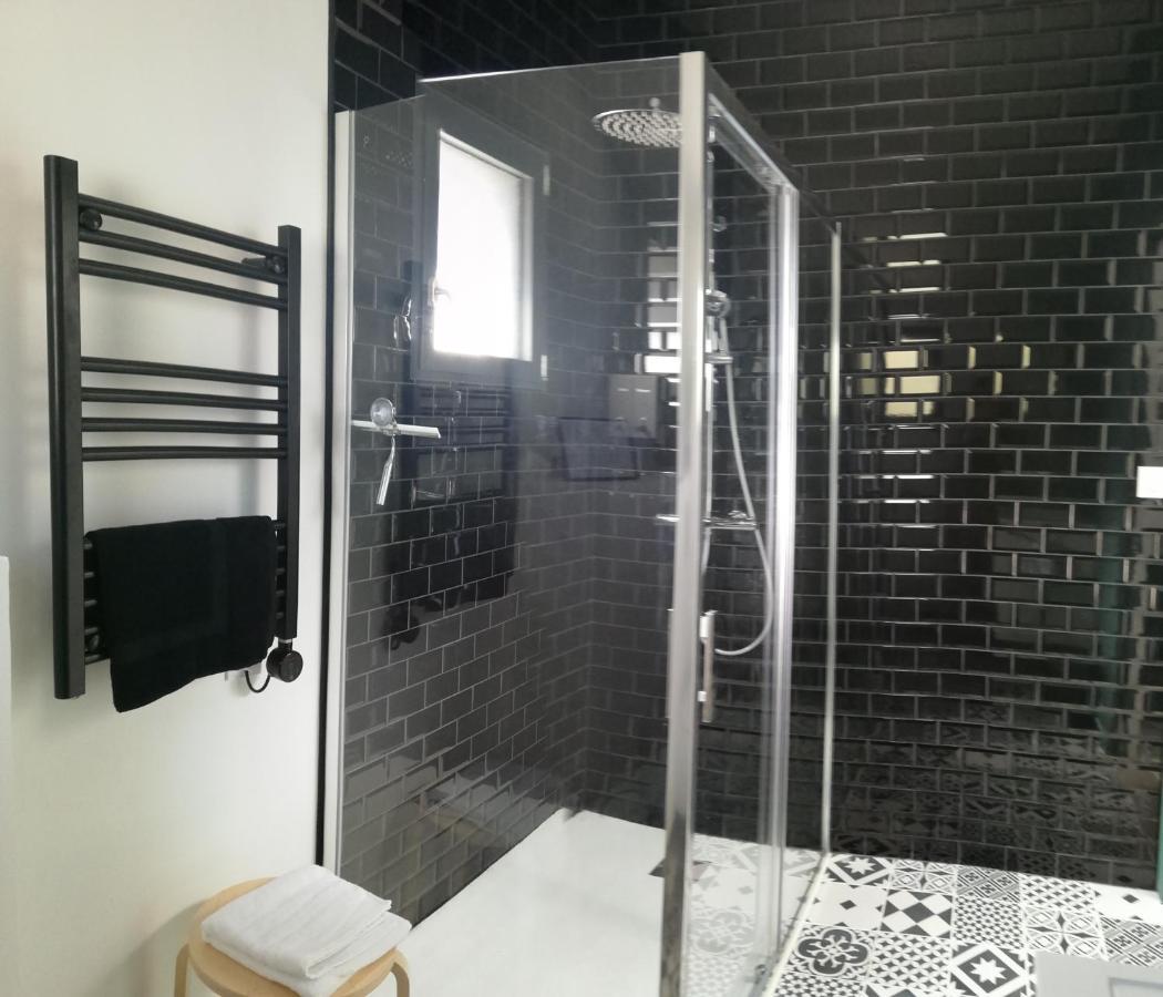 Moya, Dependance Privee Piscine & Spa *