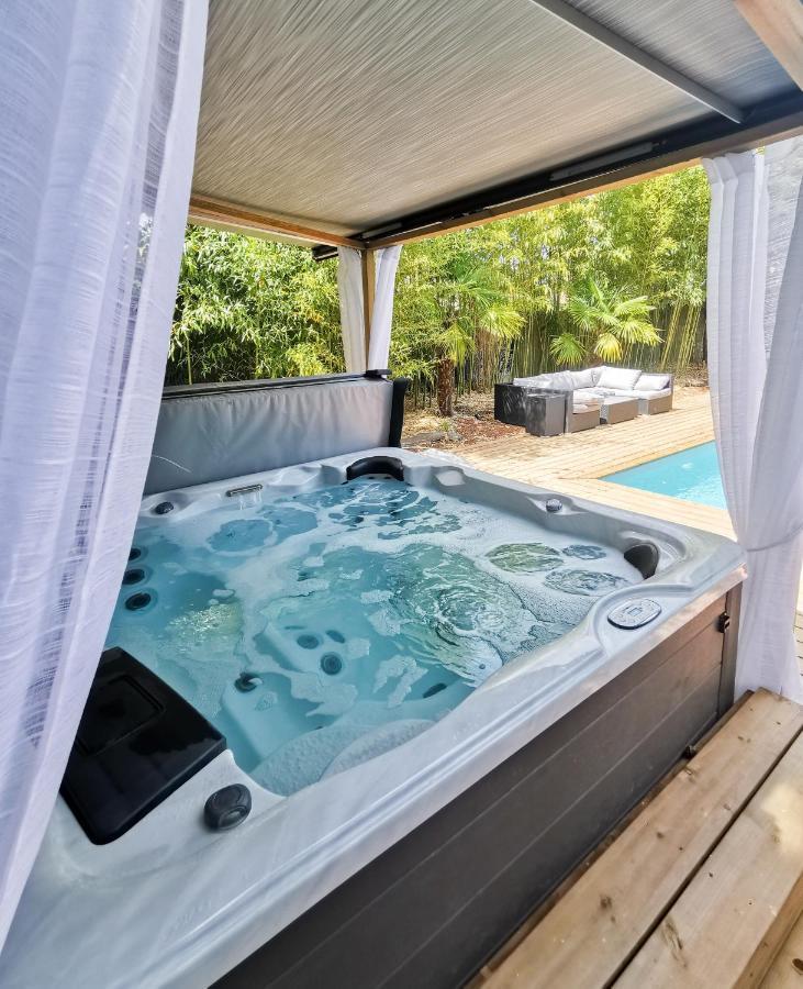 Moya, Dependance Privee Piscine & Spa *